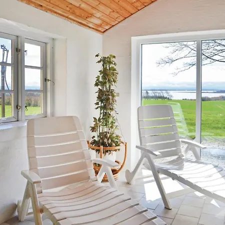 5 Bedroom Stunning In